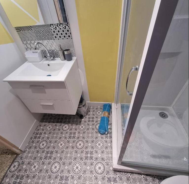 Beau Studio En Centre Ville Нарбон Екстериор снимка